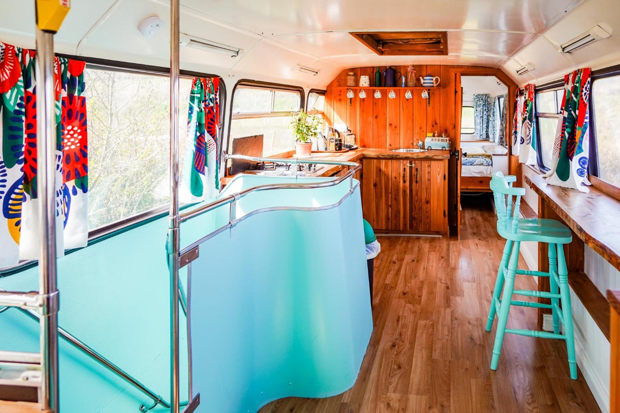 Hotel Double Decker Bus At Valentia Island Escape à Chapeltown Extérieur photo